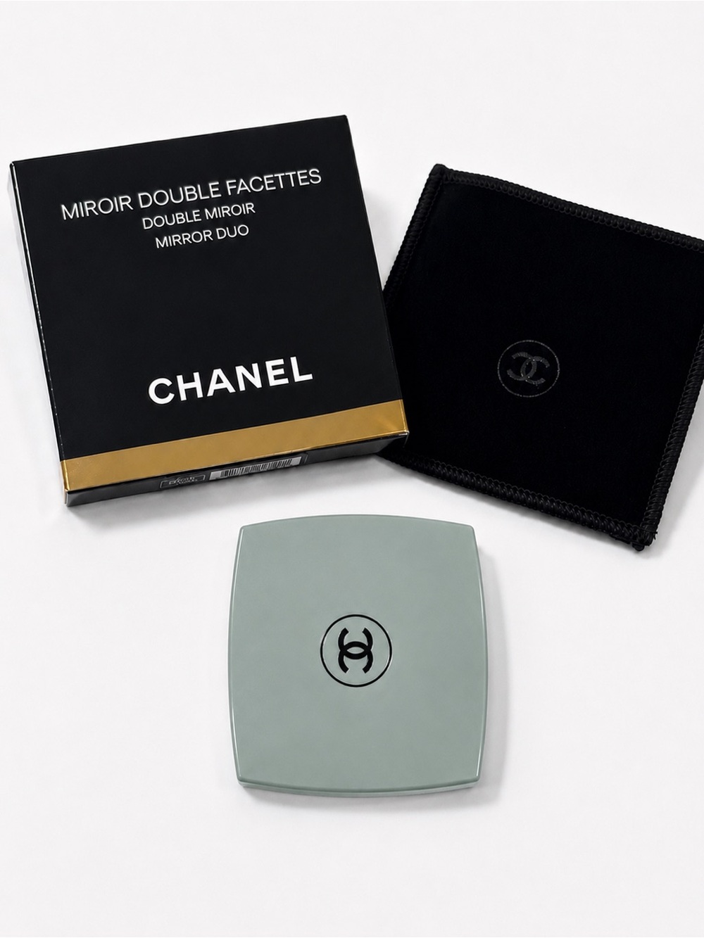 CHANEL Green duo Compact Double Mirror with box / limited edition codes couleur
